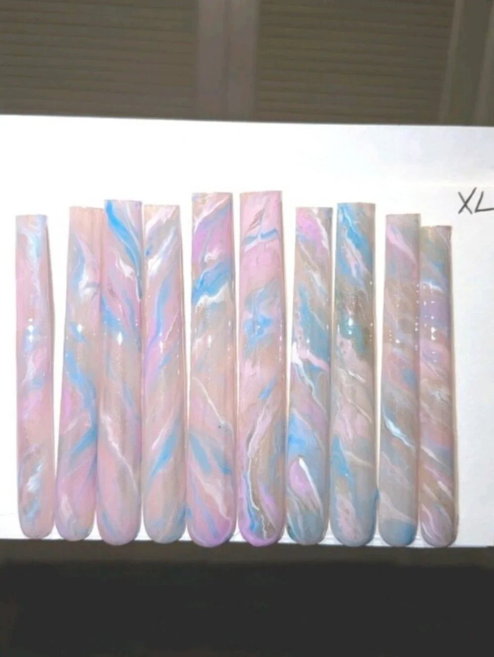 Hand Crafted pastel design easy